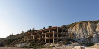 La Sicilia contro l’abusivismo edilizio